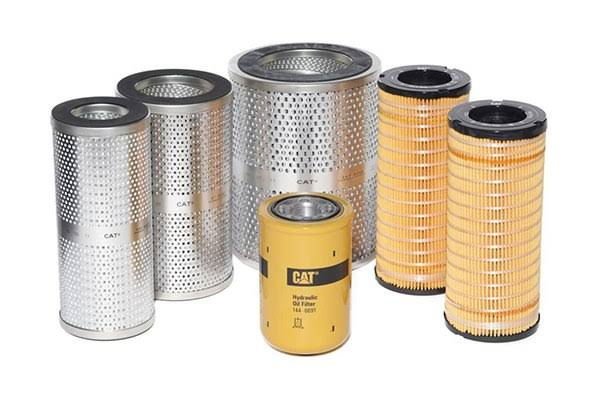 Hydraulic filter elements including a Caterpillar spin-on.